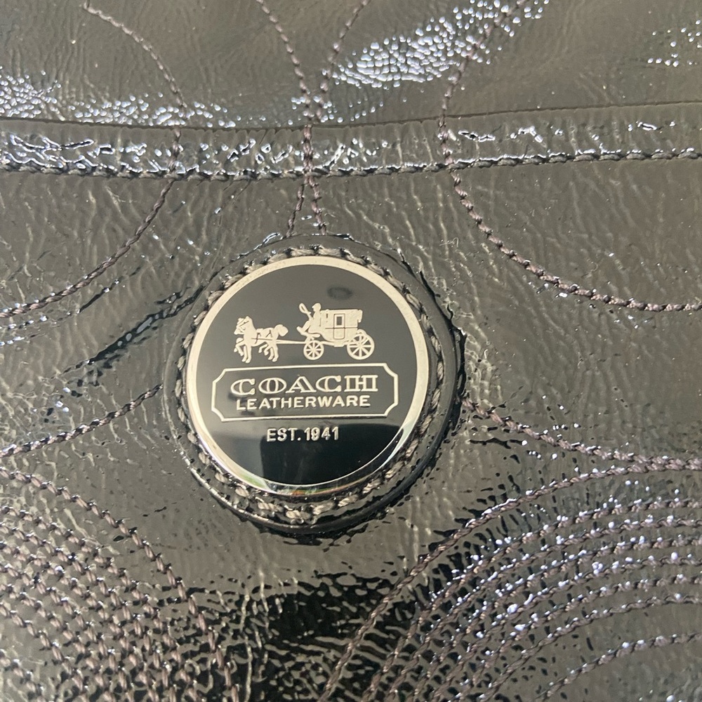 Coach purse - Picture 8 of 9